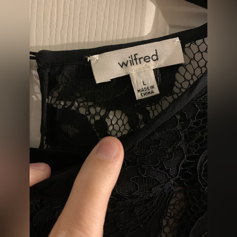 NWOT Wilfred dress from Aritzia. - Picture 3 of 5